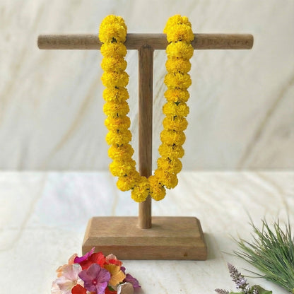 Shuddh Puja Premium Fresh Flower Kit for Wednesday Ganapati/Ganesh Puja - Complete Flower Combo